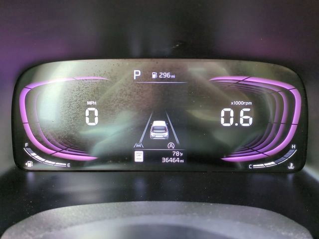 Used 2025 Kia Soul LX w/ LX Technology Package FWD image 25