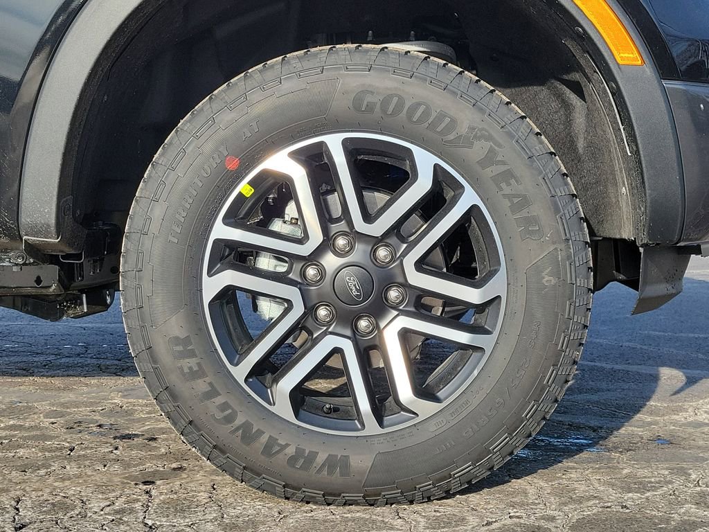 New 2025 Ford Ranger Lariat w/ Trailer Tow Package image 9