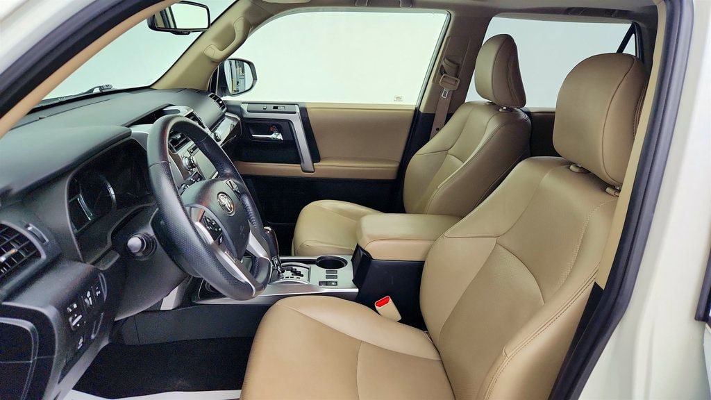 Used 2019 Toyota 4Runner Limited AWD/4WD image 21