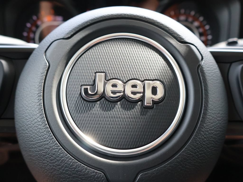 New 2026 Jeep Wrangler Unlimited Rubicon w/ Xtreme 35 Tire Package AWD/4WD image 26