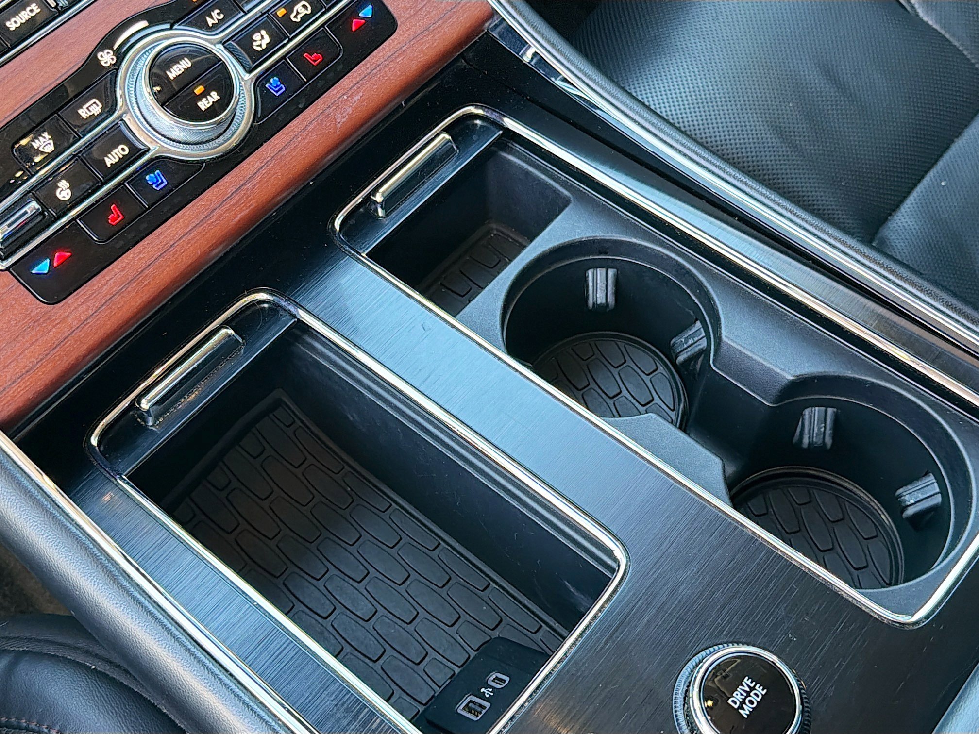 Used 2020 Lincoln Aviator Grand Touring w/ Equipment Group 302A image 29