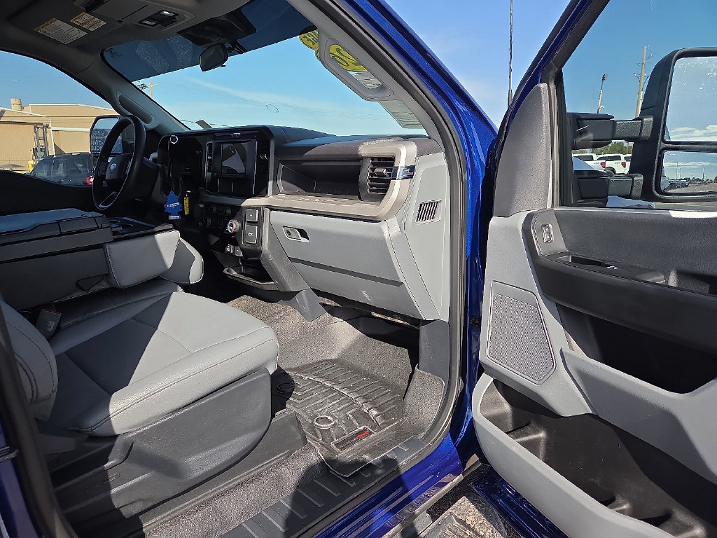 Used 2026 Ford F350 XL w/ FX4 Off-Road Package AWD/4WD image 12