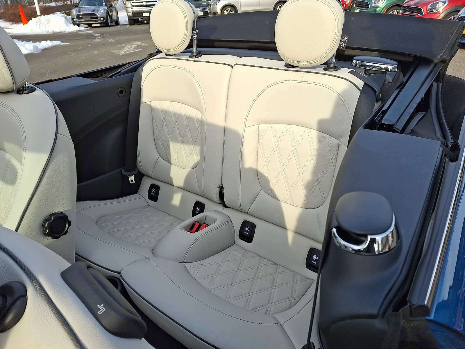 Used 2023 MINI Cooper S w/ Signature Upholstery Package image 7