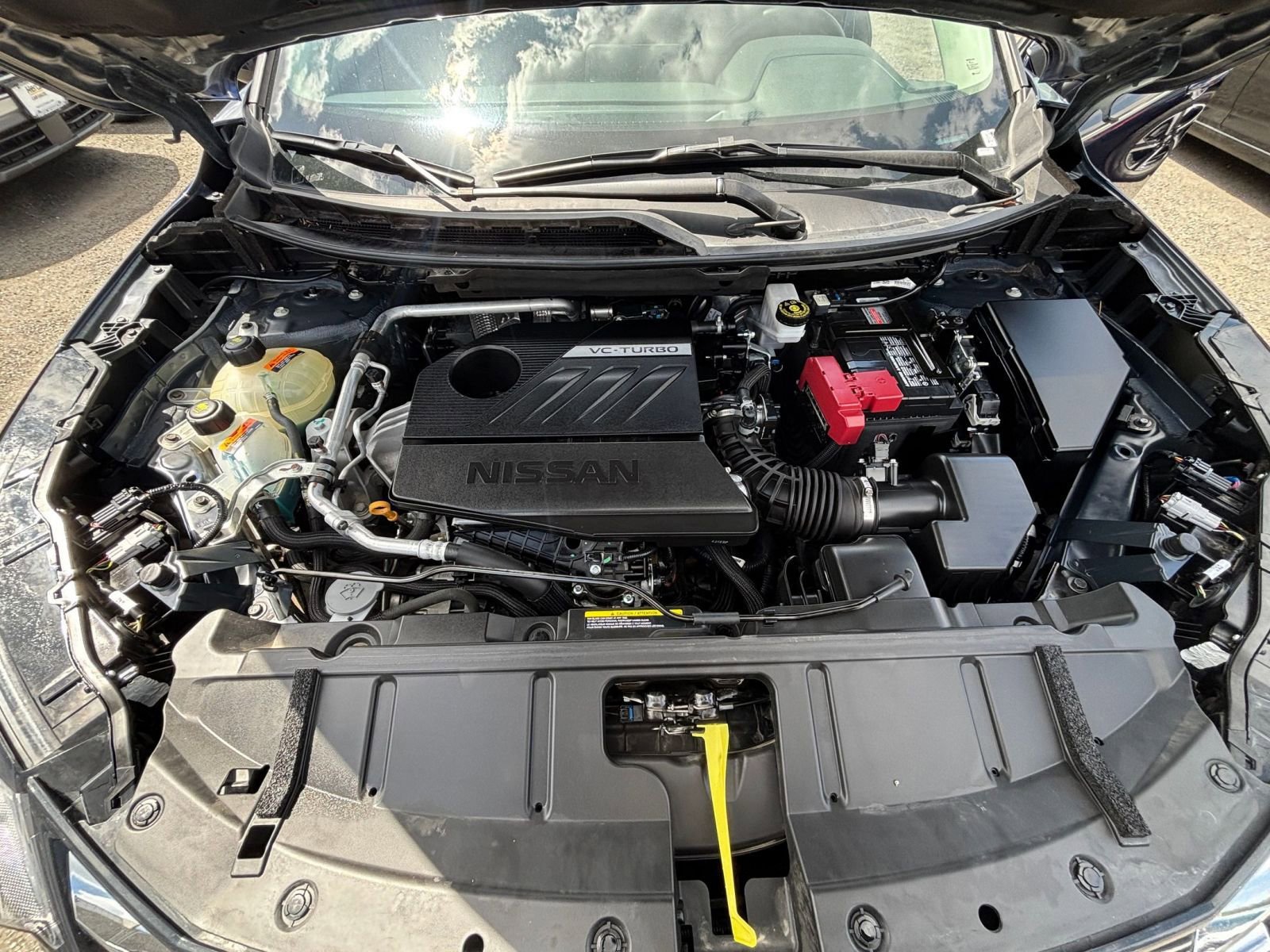 Used 2025 Nissan Rogue SV FWD image 34
