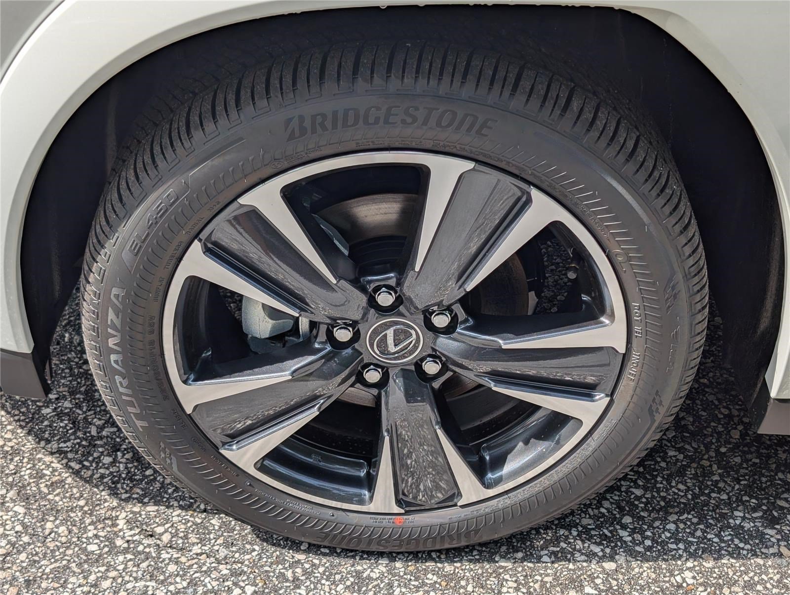 New 2026 Lexus UX 300h AWD image 6