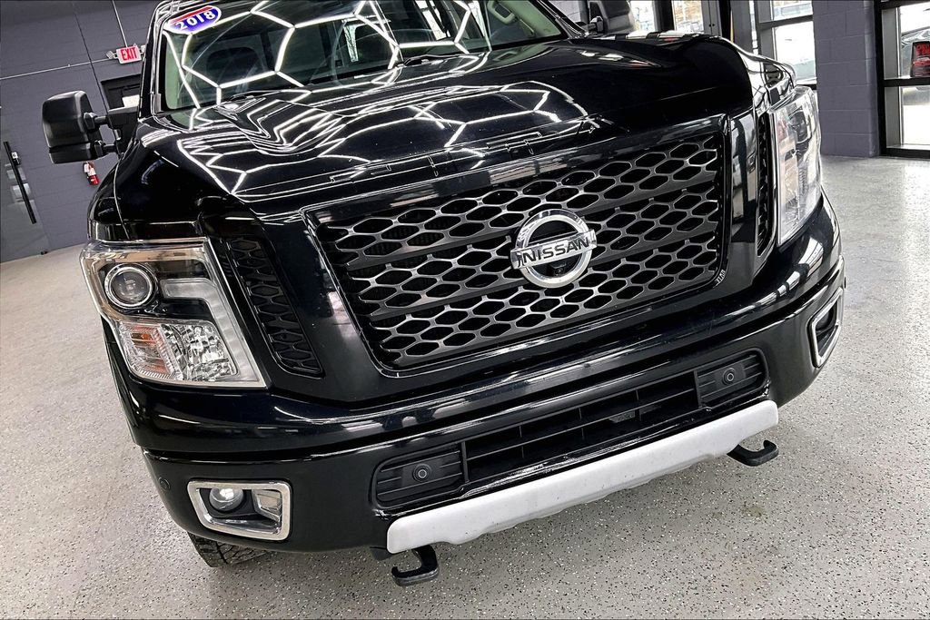 Used 2018 Nissan Titan PRO-4X image 33