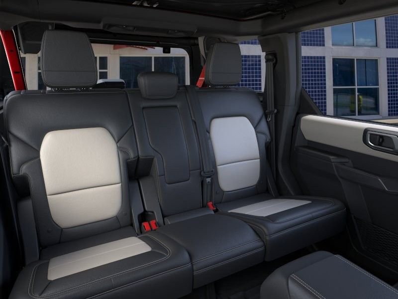New 2026 Ford Bronco Outer Banks w/ Sasquatch Package AWD/4WD image 12