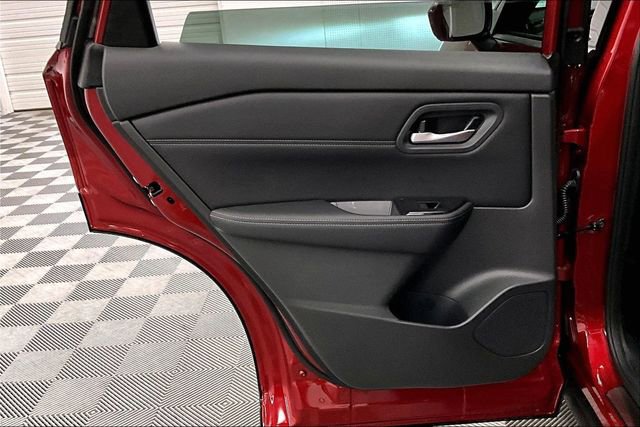 New 2026 Nissan Rogue SV image 32