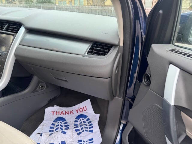 Used 2012 Ford Edge SEL image 34