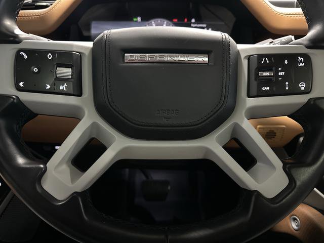Used 2023 Land Rover Defender 130 First Edition image 17