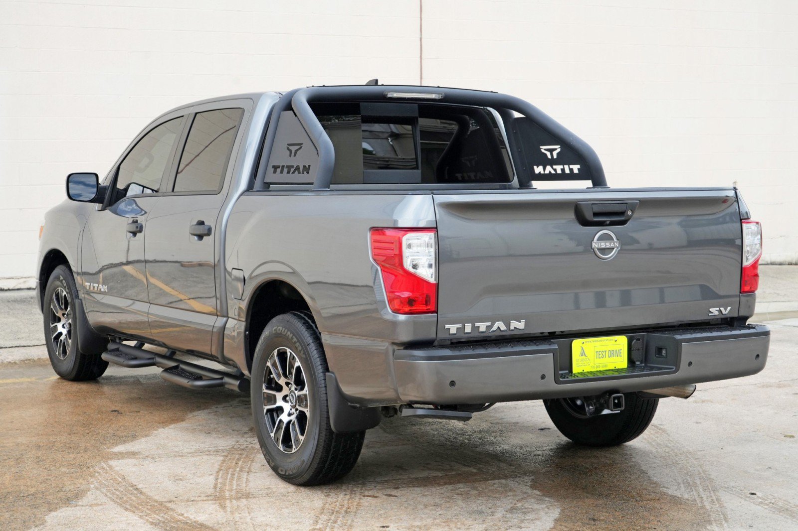Used 2023 Nissan Titan SV w/ Accessory Utility Package RWD image 40