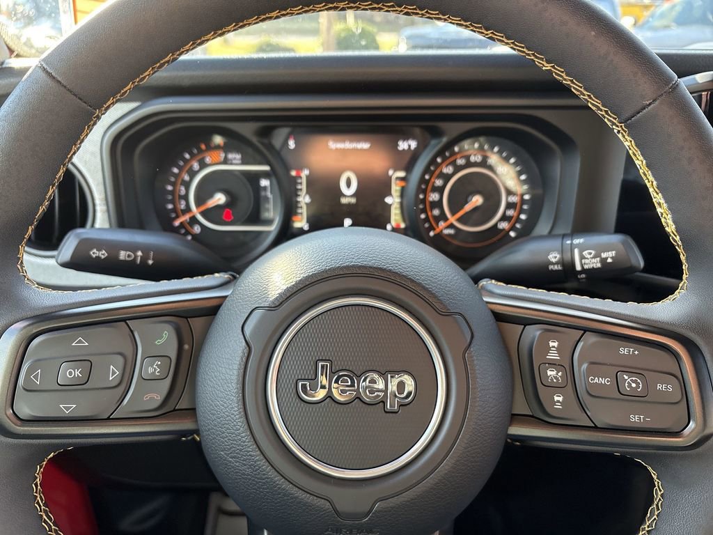Used 2024 Jeep Wrangler Willys image 14