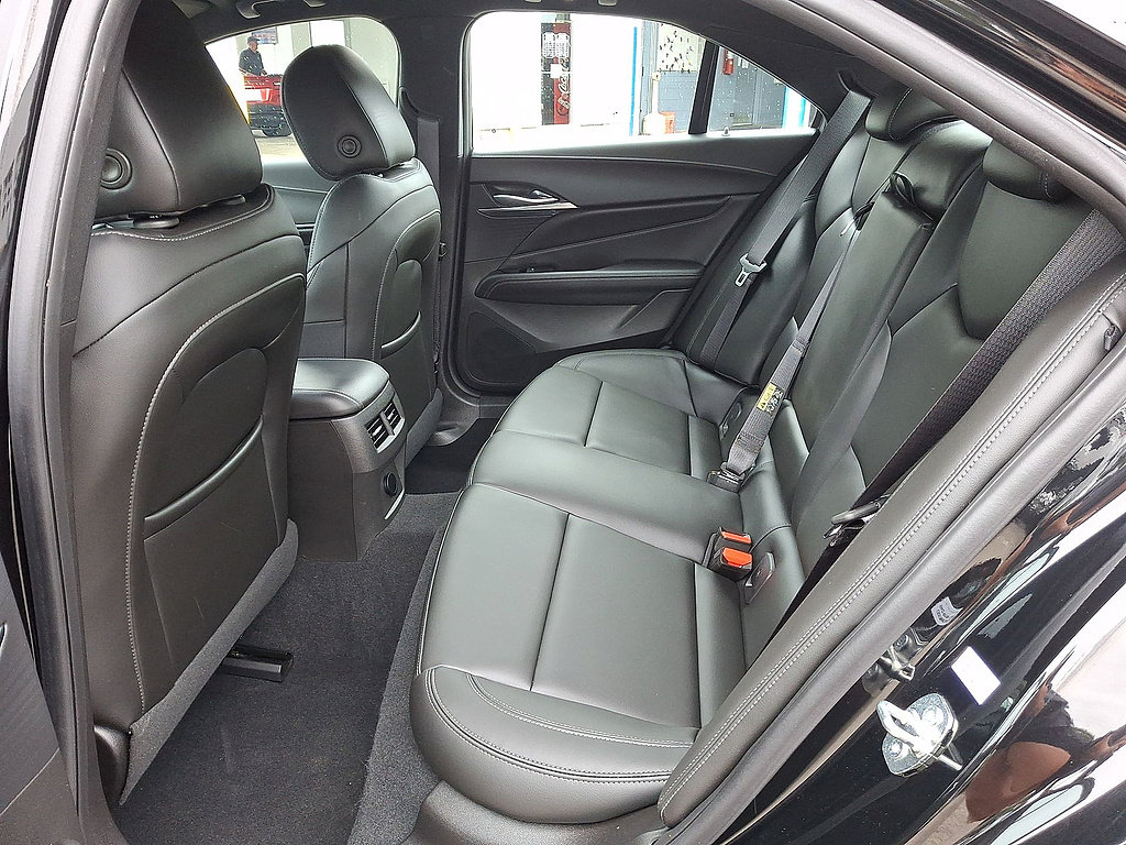 Certified 2024 Cadillac CT4 Luxury RWD image 19