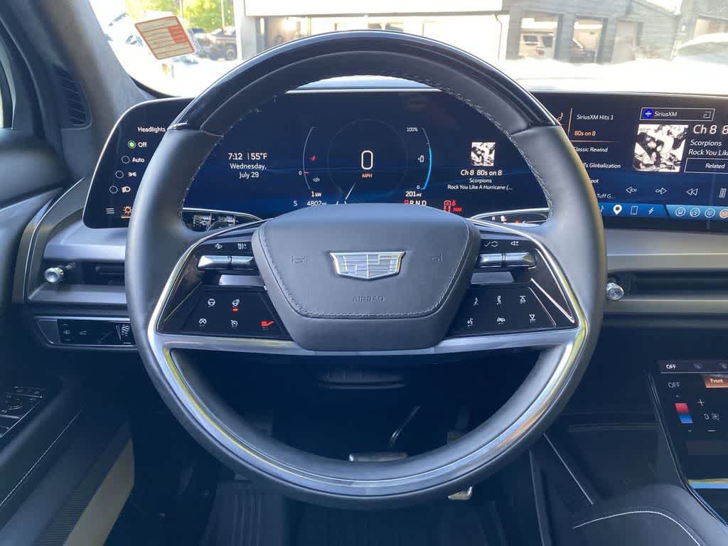 Certified 2026 Cadillac Vistiq Premium Luxury w/ LPO, Floor Liner Package AWD/4WD image 18