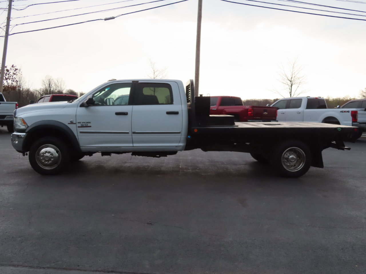 Used 2016 RAM 5500 Tradesman image 3