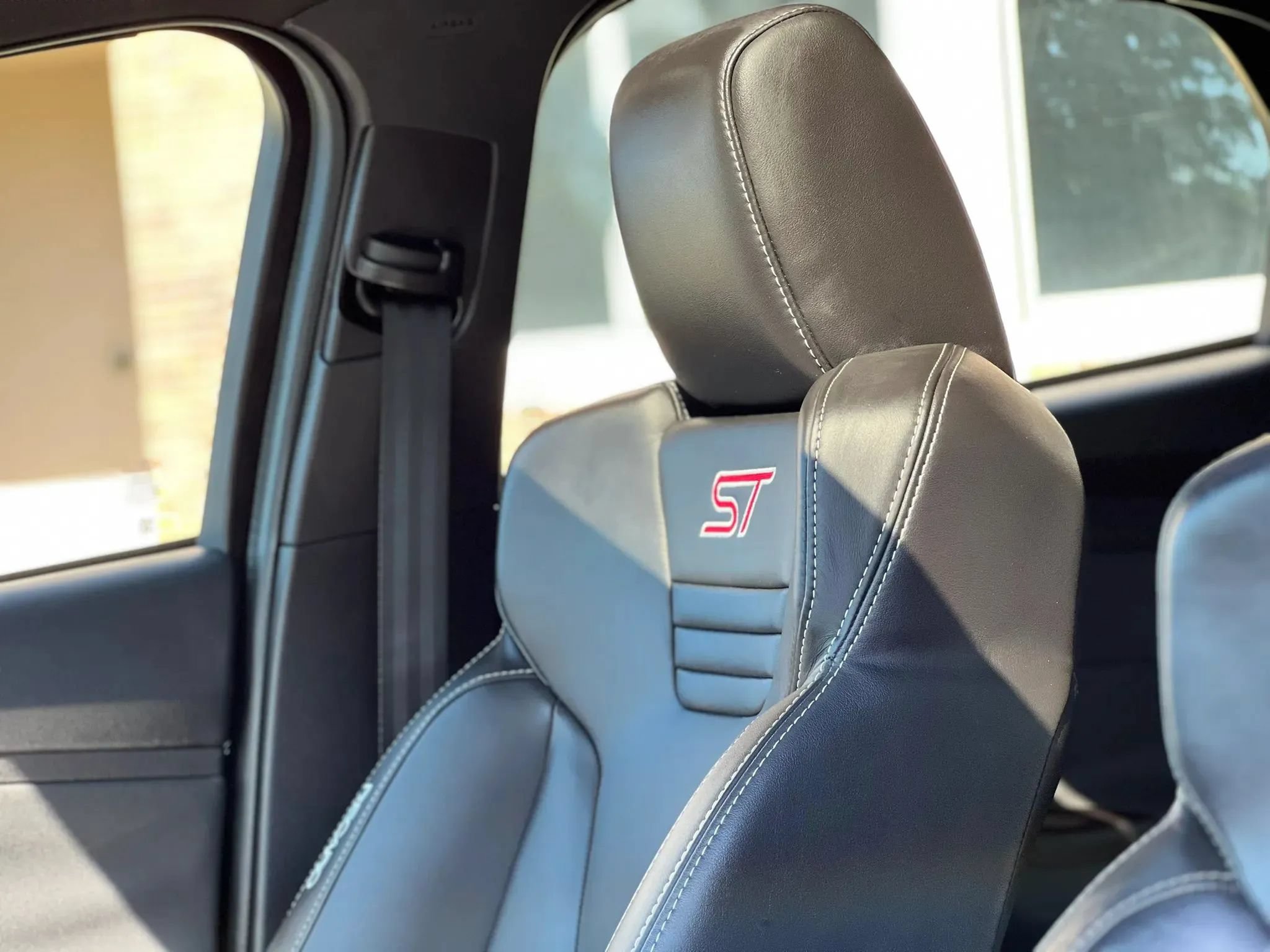 Used 2014 Ford Focus ST w/ Equipment Group 202A FWD image 30