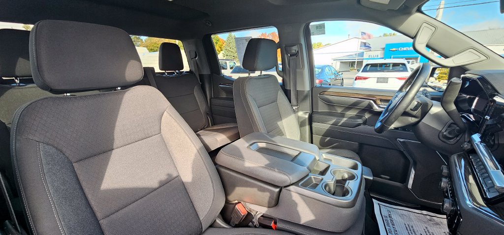 Used 2023 Chevrolet Silverado 1500 LT AWD/4WD image 26