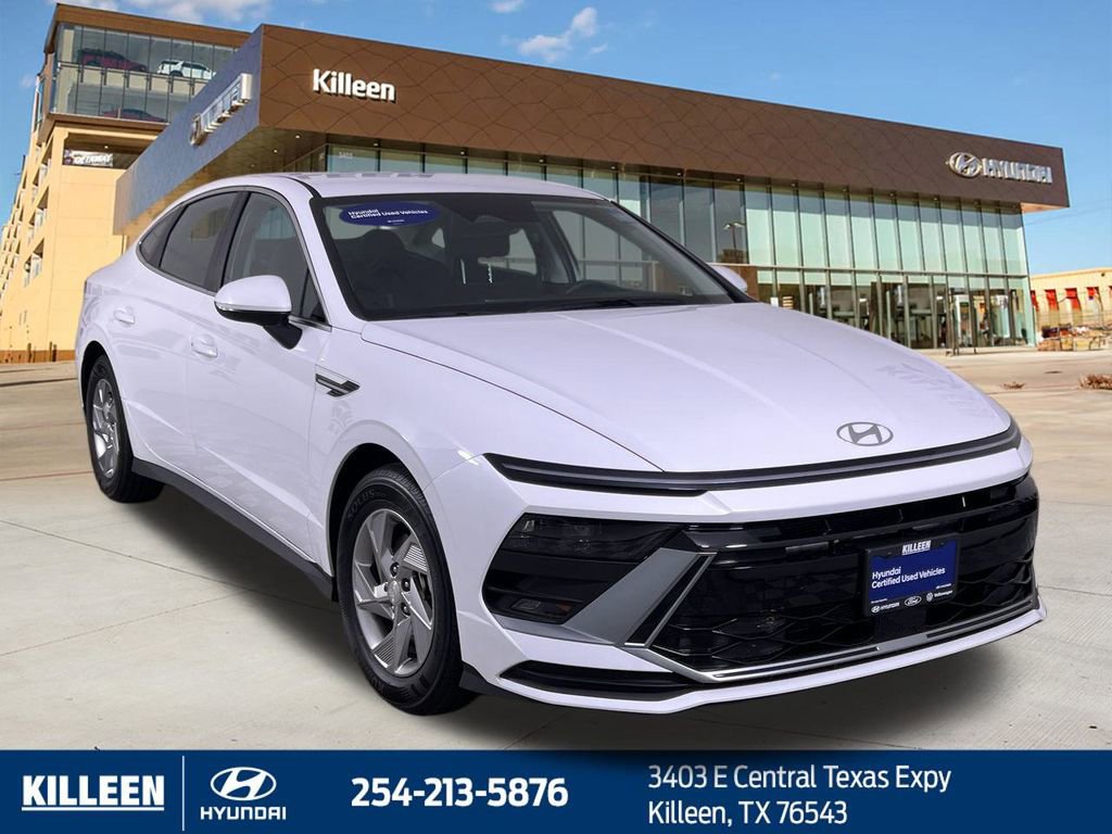 Used 2025 Hyundai Sonata SE FWD image 11