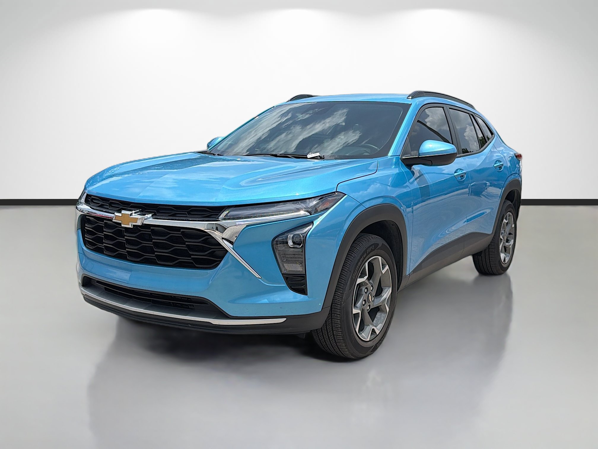 Used 2025 Chevrolet Trax LT w/ LT Convenience Package FWD image 7