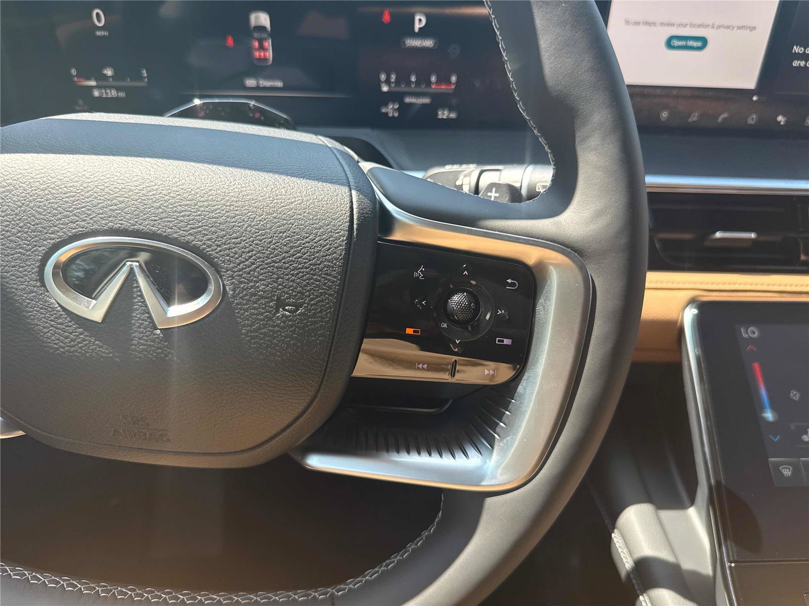 New 2027 INFINITI QX80 Luxe w/ Cargo Package AWD/4WD image 18