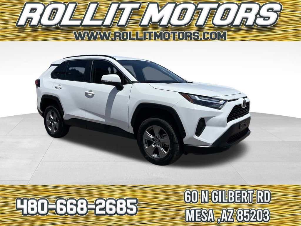 Used 2024 Toyota RAV4 XLE image 1