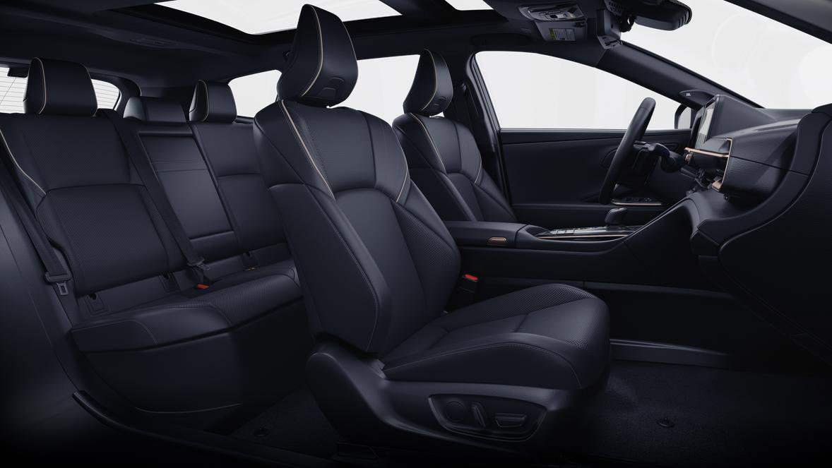 New 2026 Toyota Crown Signia AWD/4WD image 31