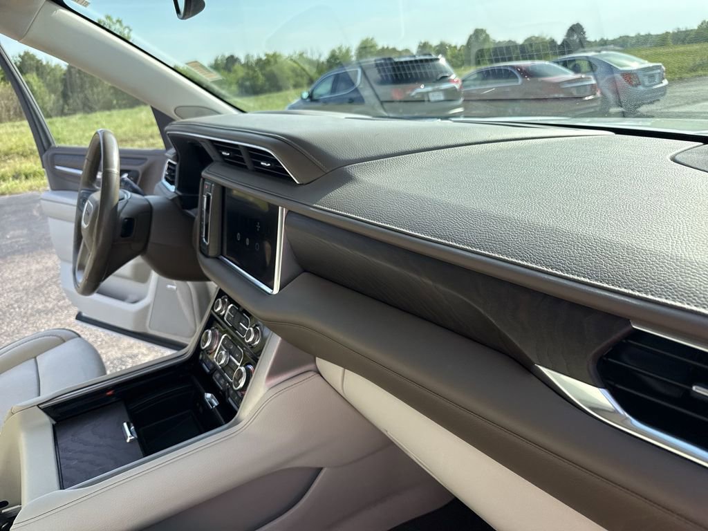 Certified 2022 GMC Yukon Denali AWD/4WD image 36