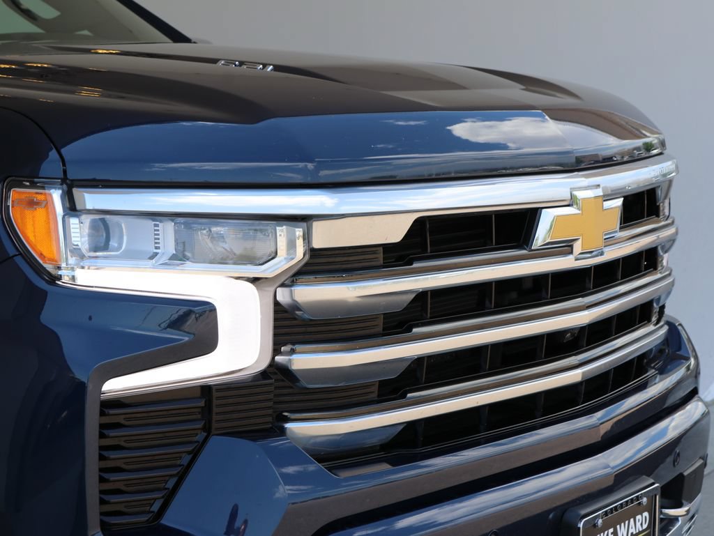 Used 2023 Chevrolet Silverado 1500 High Country w/ High Country Premium Package AWD/4WD image 56