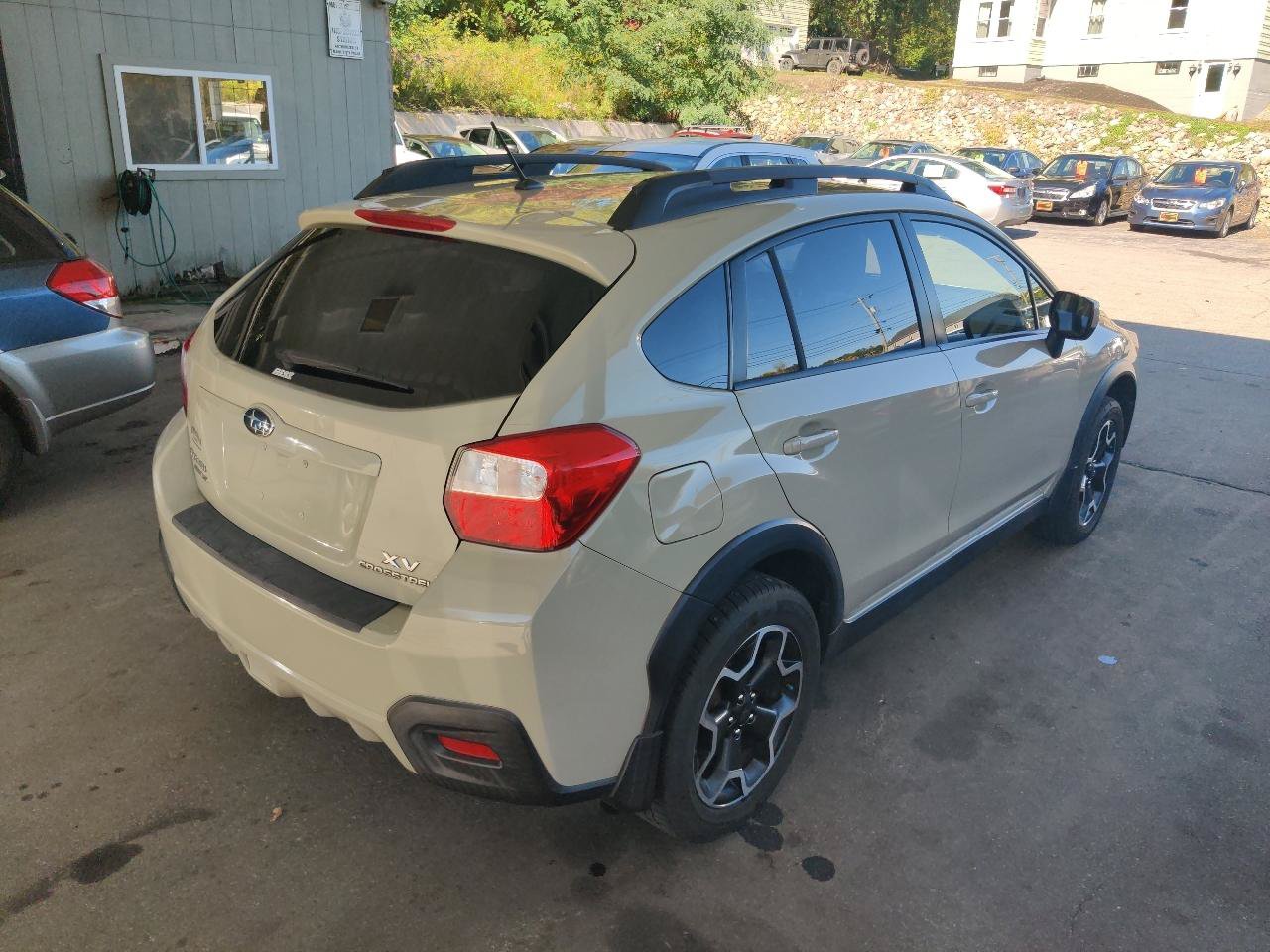 Used 2014 Subaru Crosstrek 2.0i Premium AWD/4WD image 6