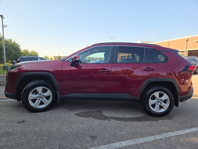 Used 2020 Toyota RAV4 XLE w/ Convenience Package AWD/4WD image 24