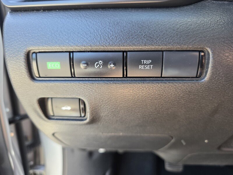 Used 2022 Nissan Sentra S FWD image 28