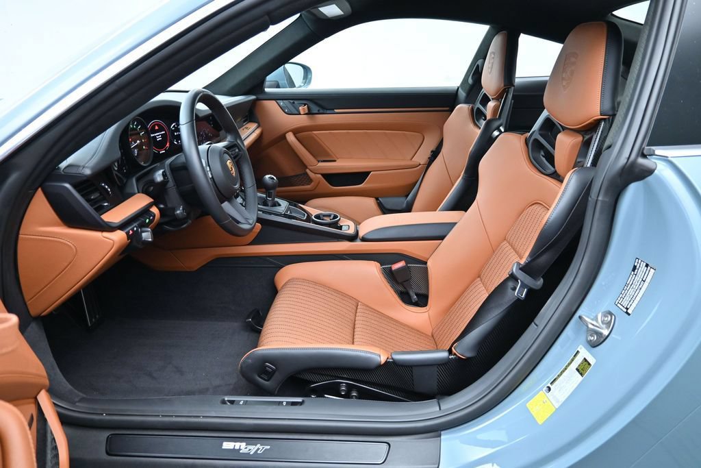 Certified 2024 Porsche 911 GT3 RS RWD image 21