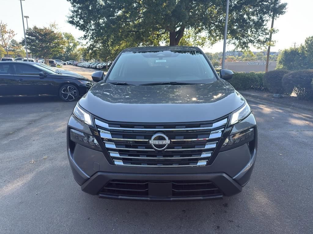 New 2026 Nissan Rogue SV image 2
