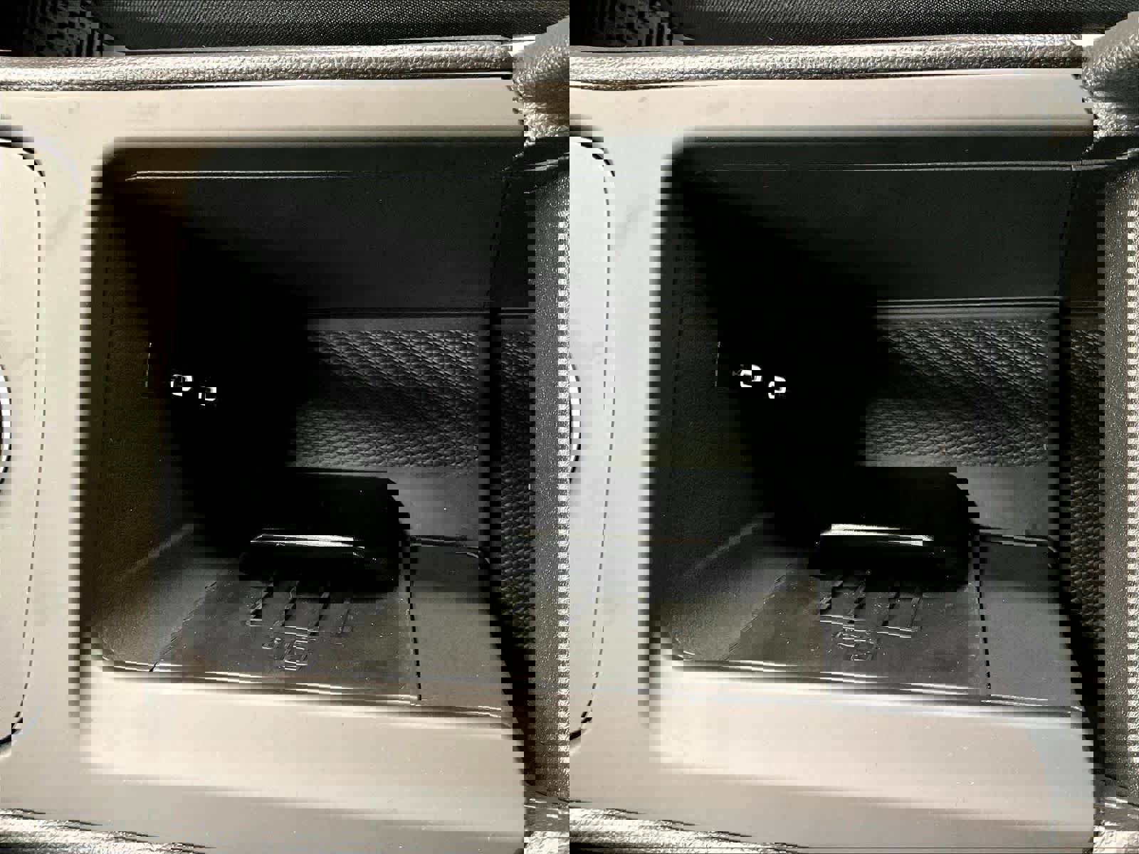 New 2026 Volkswagen Tiguan SE image 23