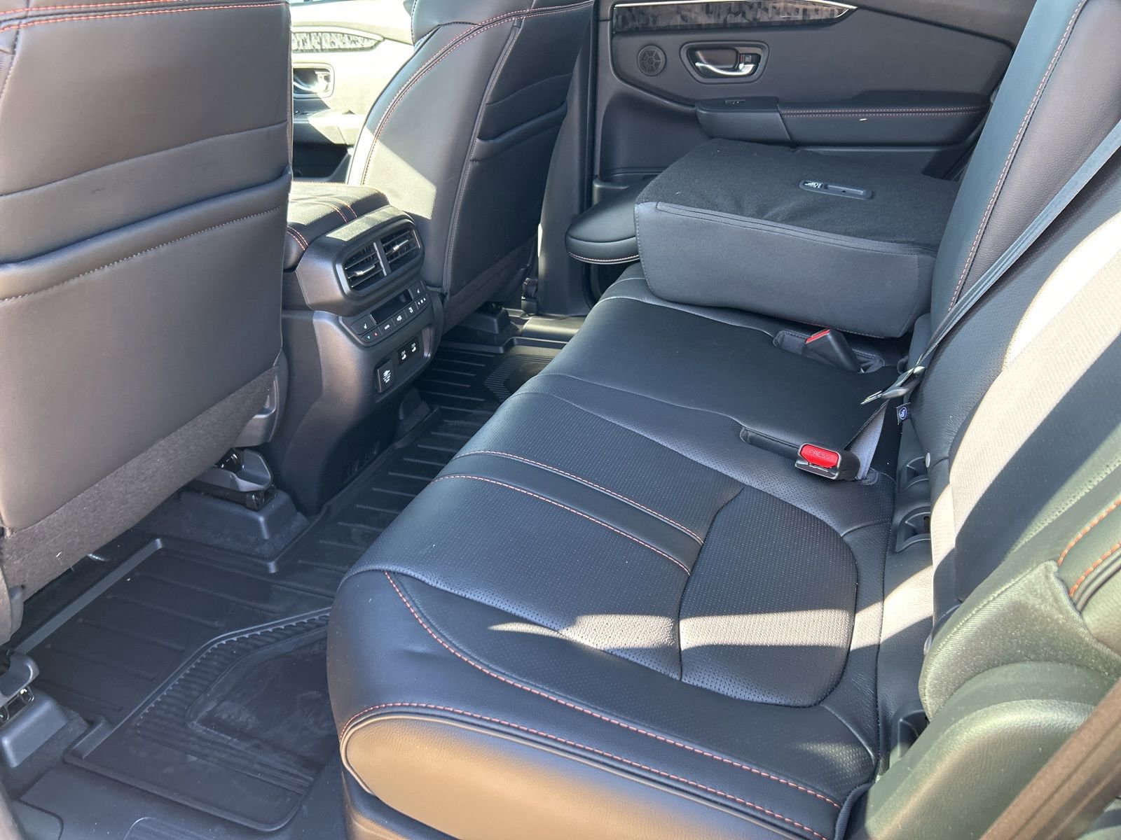 Used 2026 Honda Passport TrailSport Elite image 11