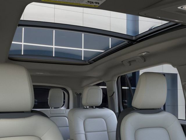 New 2026 Lincoln Aviator 2WD w/ Jet Appearance Package image 44