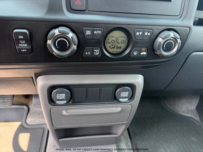 Used 2012 Honda Ridgeline RTS image 25