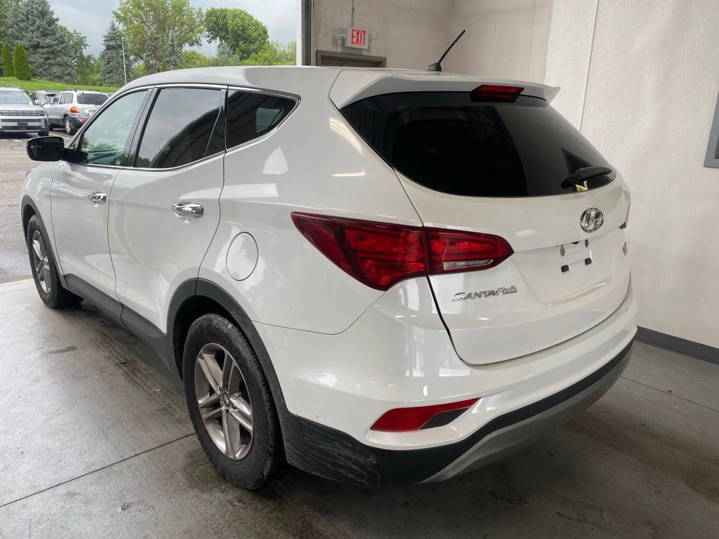 Used 2018 Hyundai Santa Fe Sport AWD/4WD image 3