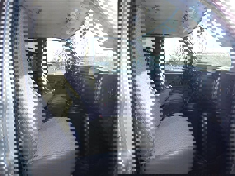 Used 2019 Chevrolet Express 3500 LS image 15