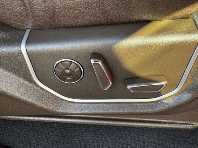 Used 2019 Ford F350 Limited w/ FX4 Off-Road Package image 61