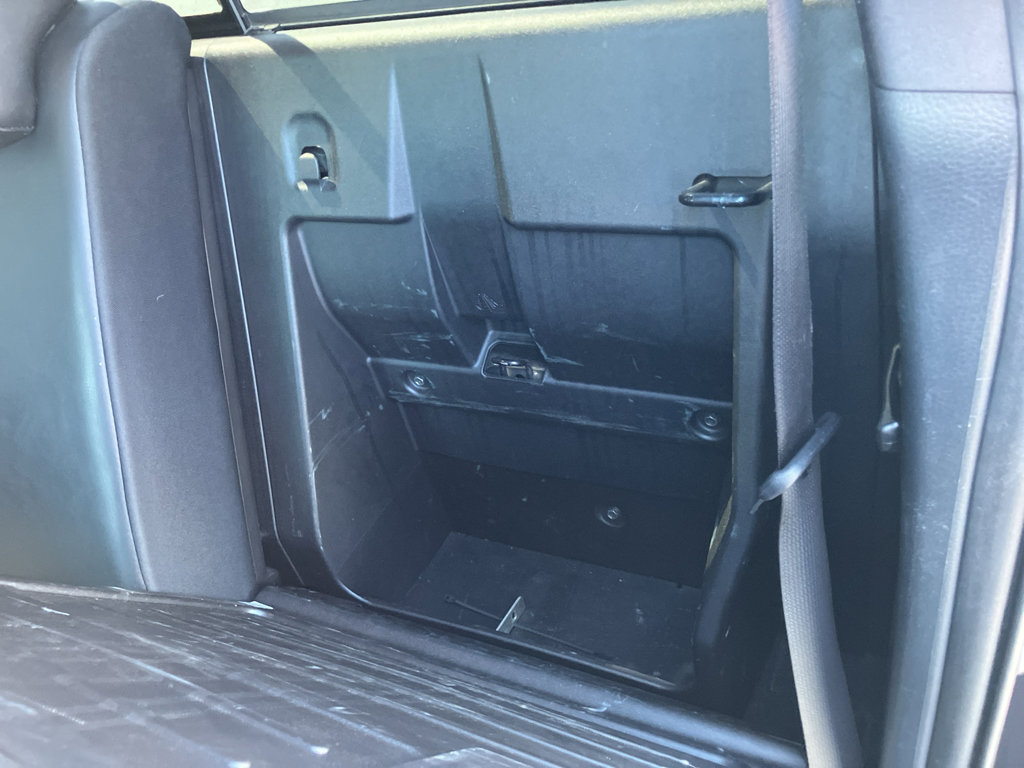 Used 2018 Toyota Tacoma TRD Sport image 30