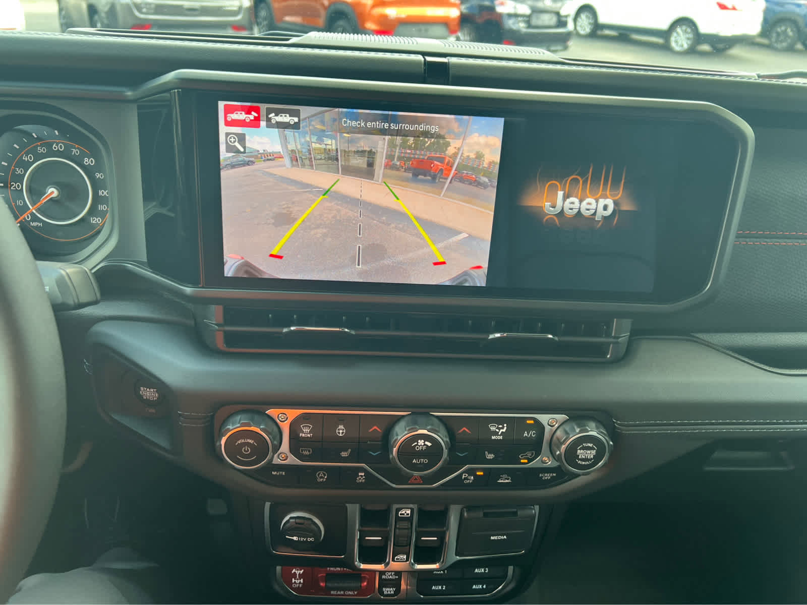 New 2025 Jeep Gladiator Rubicon image 22