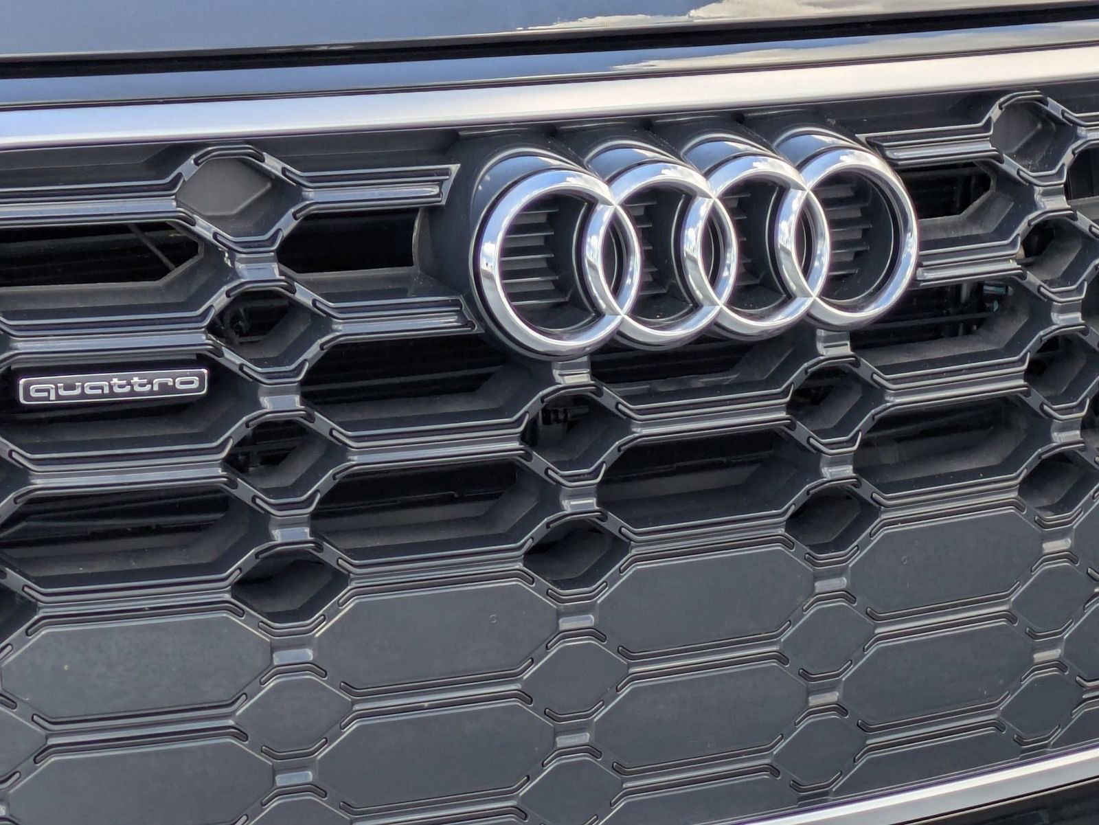 Used 2023 Audi Q5 2.0T Premium w/ Convenience Package image 26