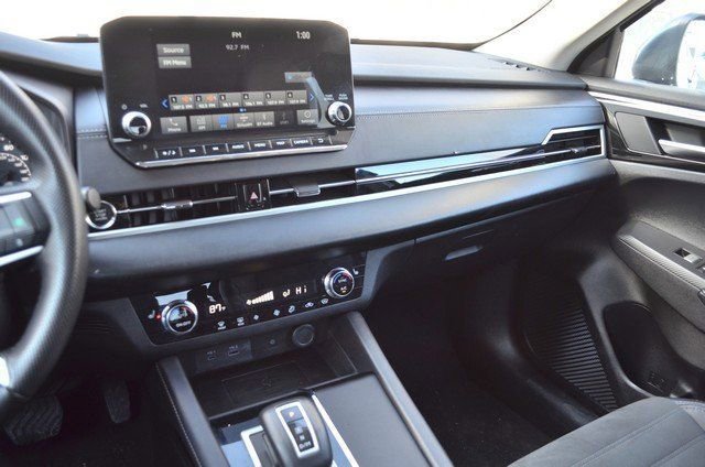 Used 2024 Mitsubishi Outlander SE image 22