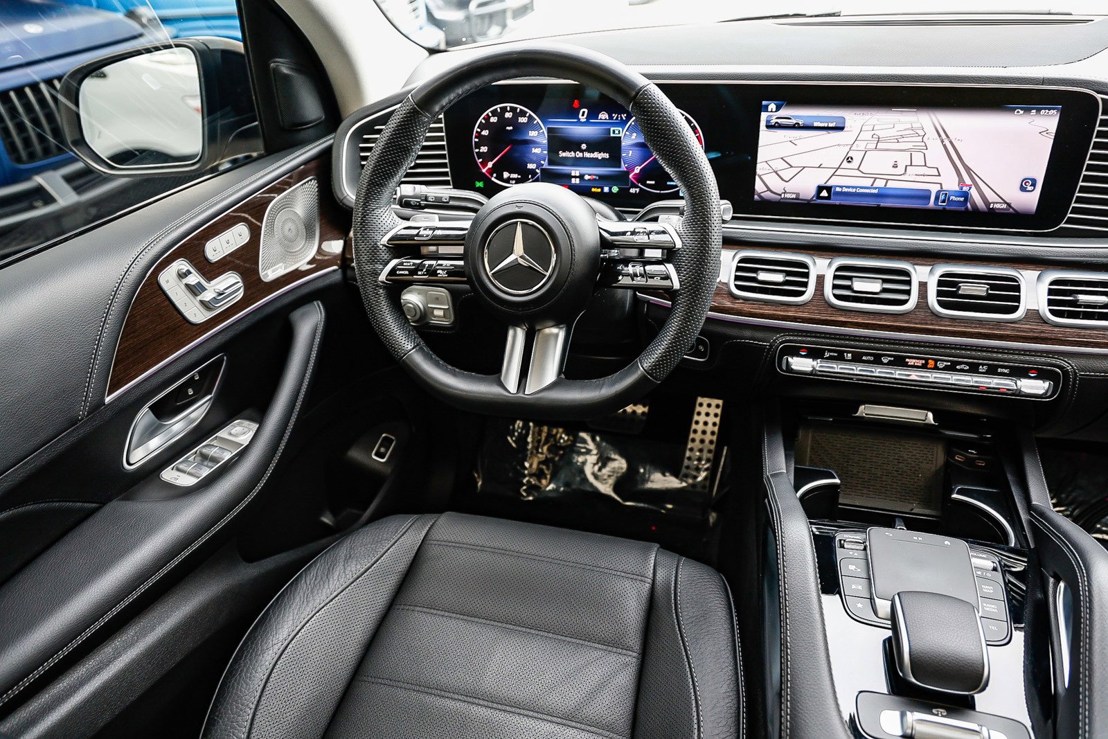 Certified 2024 Mercedes-Benz GLS 450 4MATIC image 14