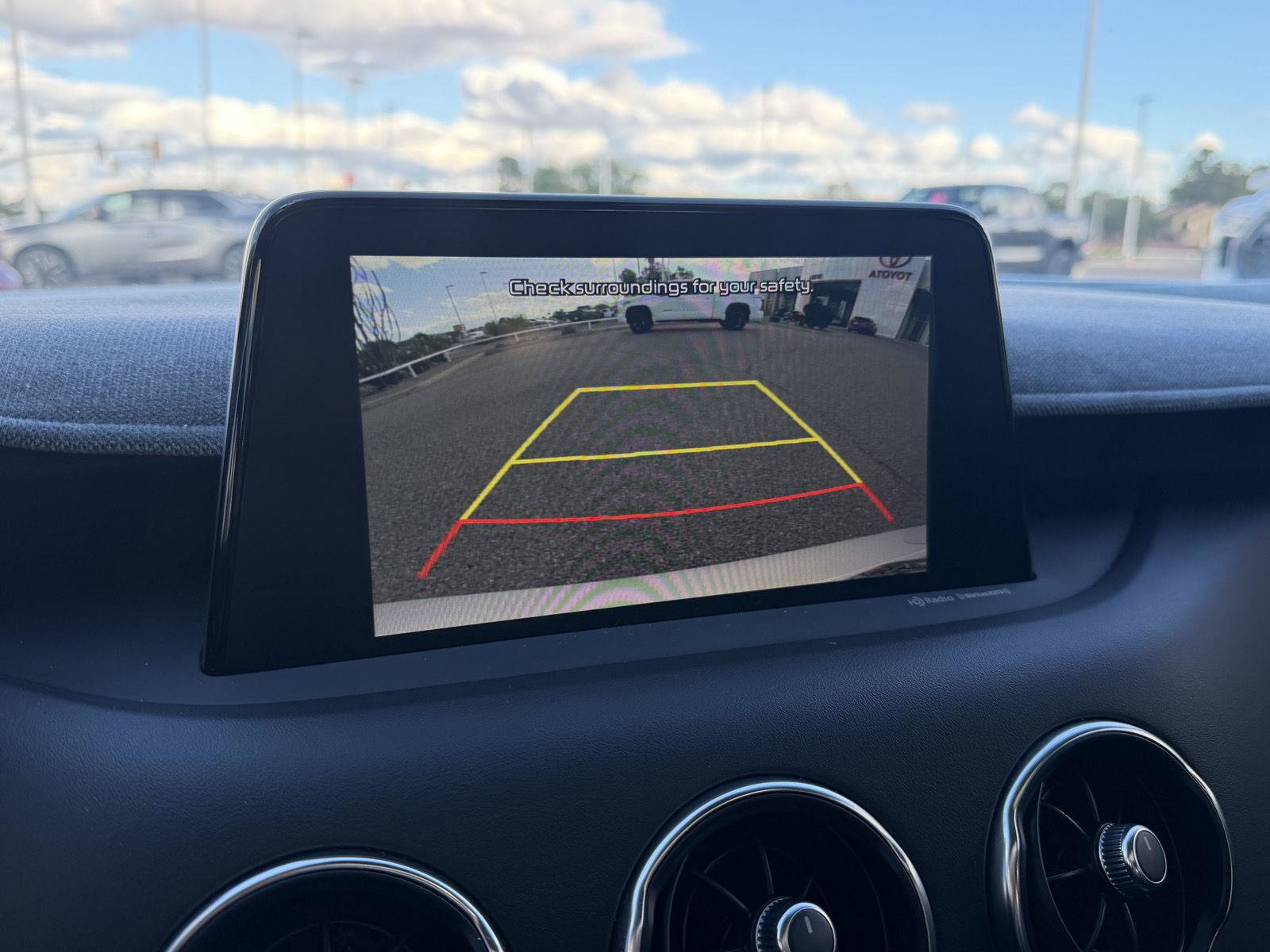 Used 2018 Kia Stinger Premium RWD image 36