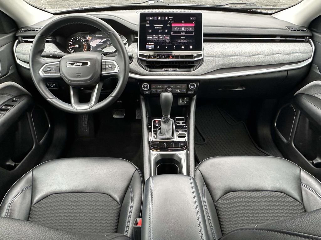 Used 2022 Jeep Compass Latitude w/ Convenience Group image 14