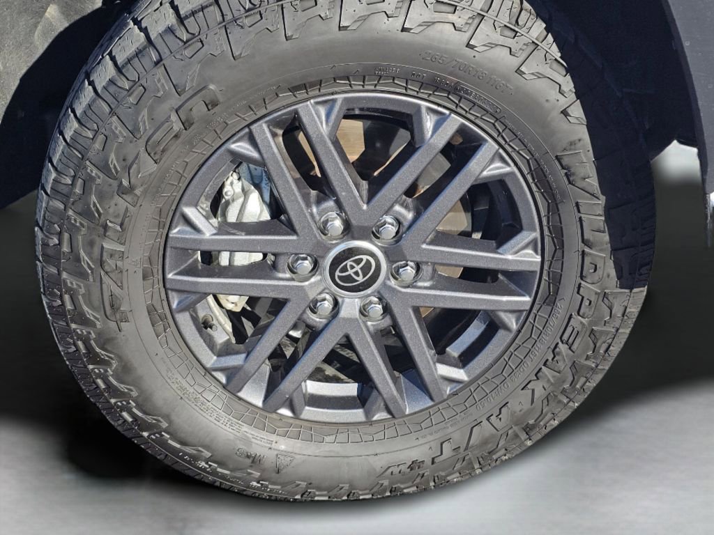 Used 2024 Toyota Tundra SR5 w/ SR5 Convenience Package image 18