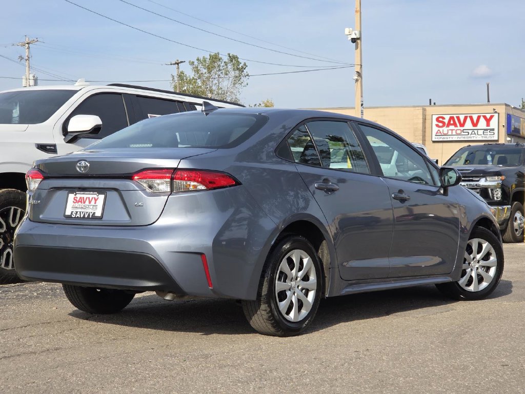 Used 2025 Toyota Corolla LE FWD image 13