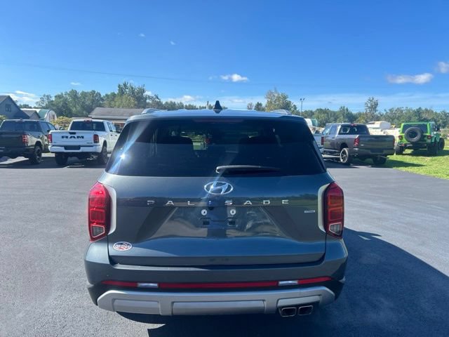 Used 2024 Hyundai Palisade SEL AWD/4WD image 4